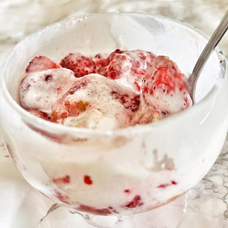 10-Minute Strawberries and cream dessert