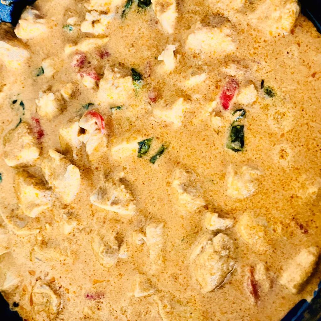Coconut chicken curry in instant pot