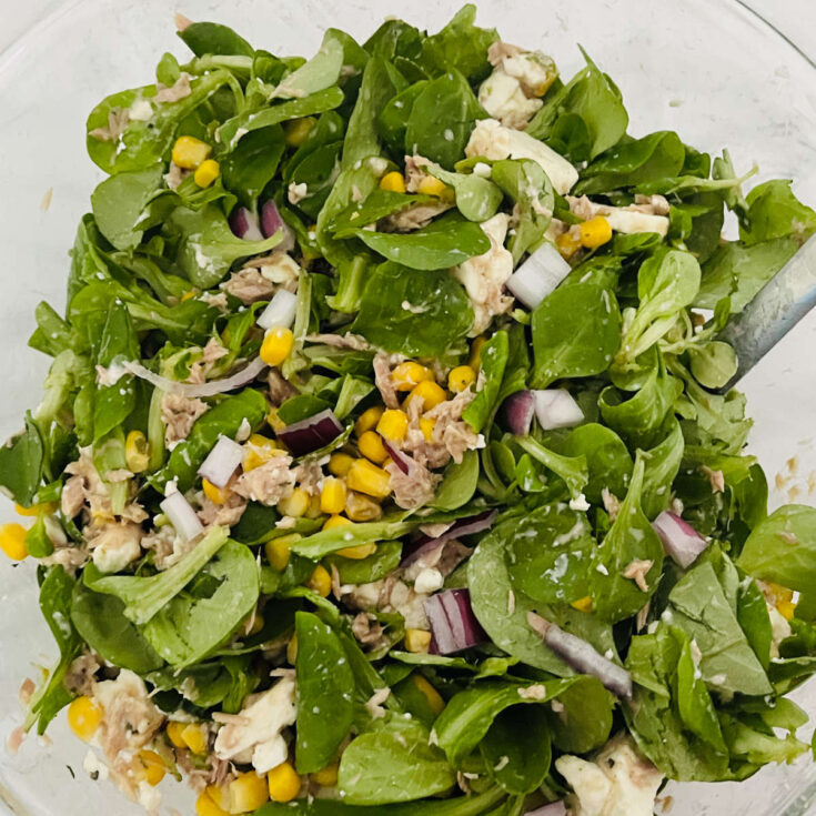 Easy Tuna corn salad with greens 1
