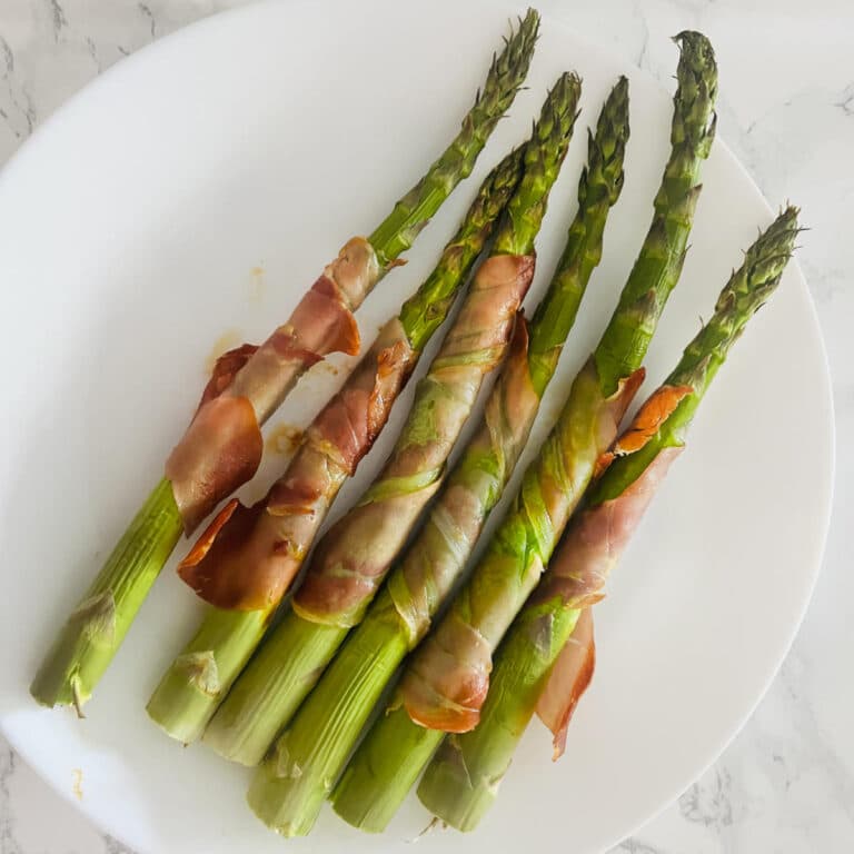 Air fryer Prosciutto ham-wrapped asparagus