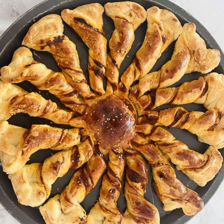 puff pastry pinwheel (tarte soleil)