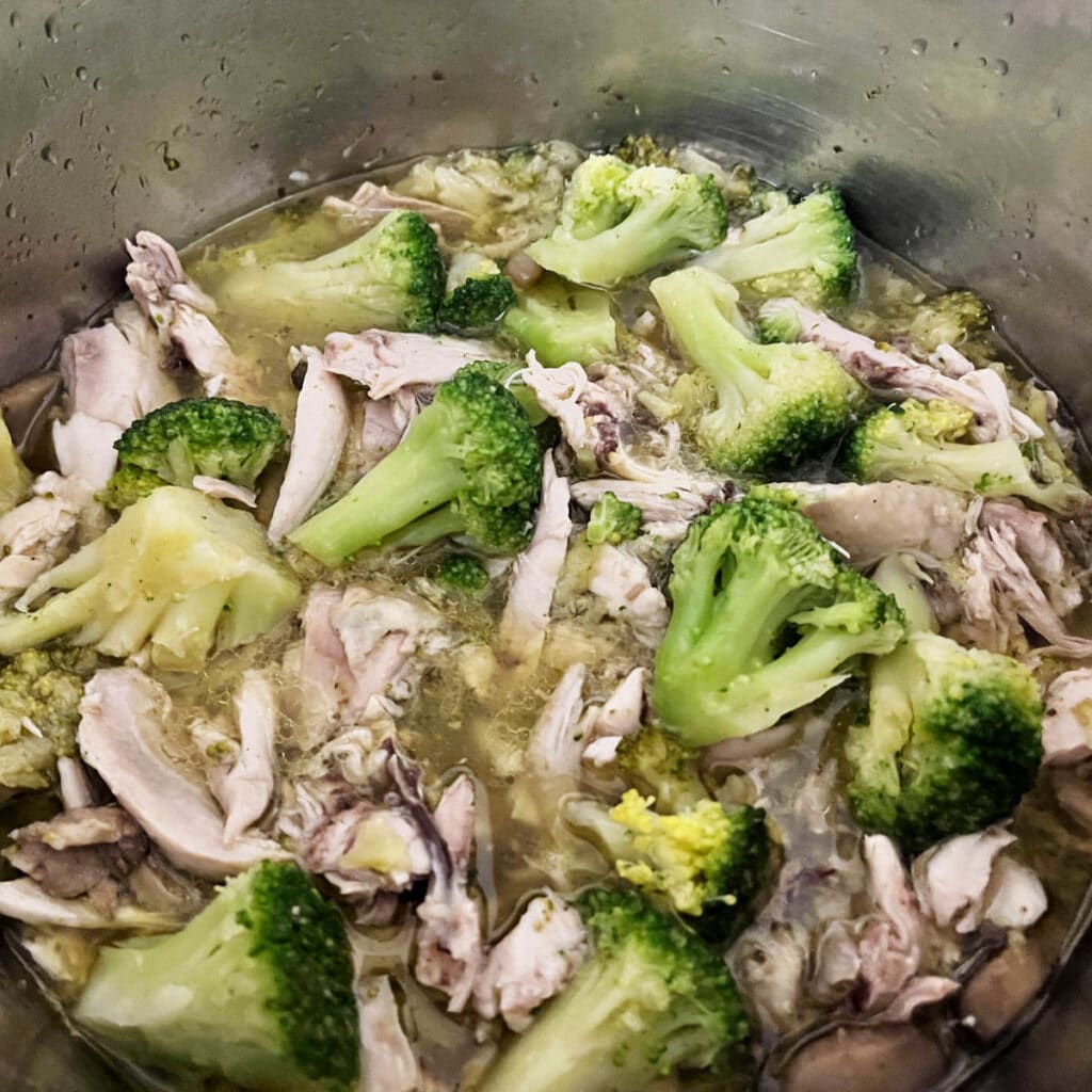 chicken and broccoli in the Instant pot